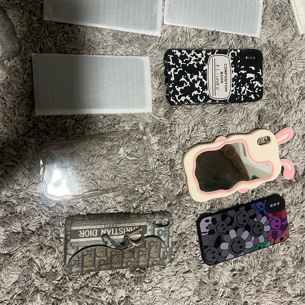 Designer Patterned Phone Case - Black and White iPhone xs max cases bundle